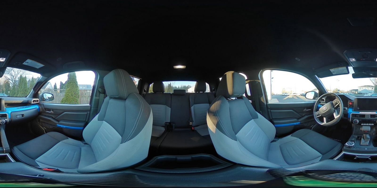 Used 2025 Toyota Tacoma SR image 41