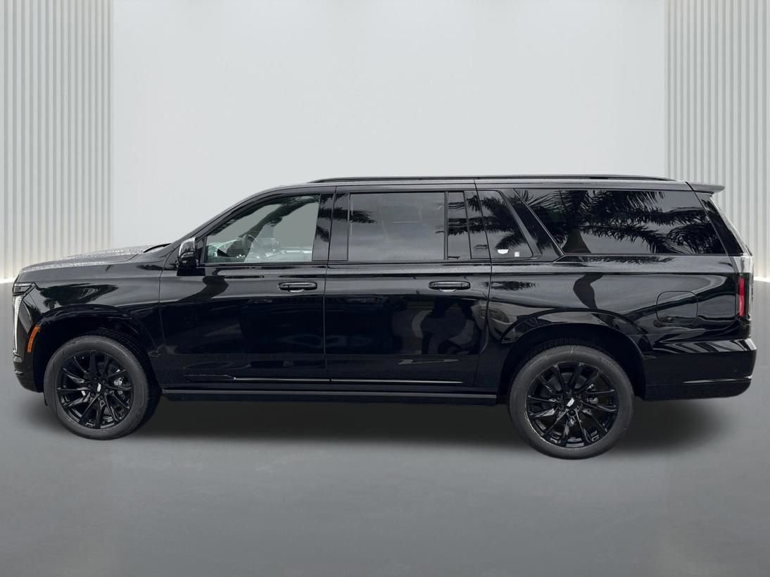 New 2026 Cadillac Escalade ESV Sport w/ LPO, ONYX Package AWD/4WD image 8