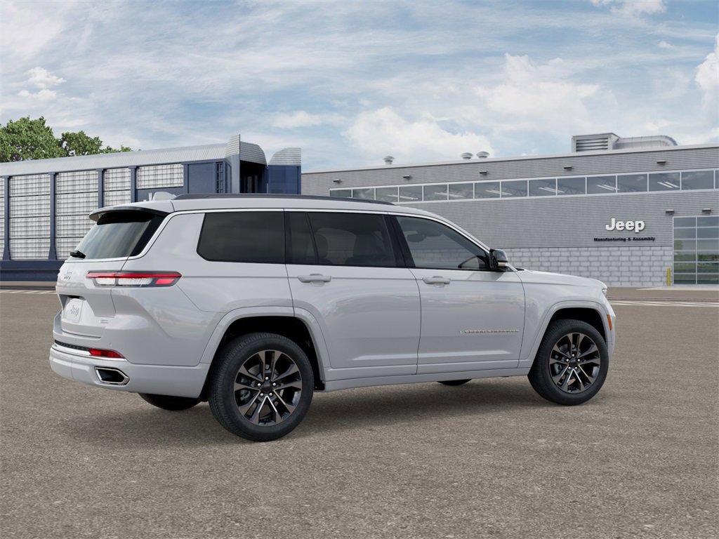 New 2025 Jeep Grand Cherokee L Overland image 4