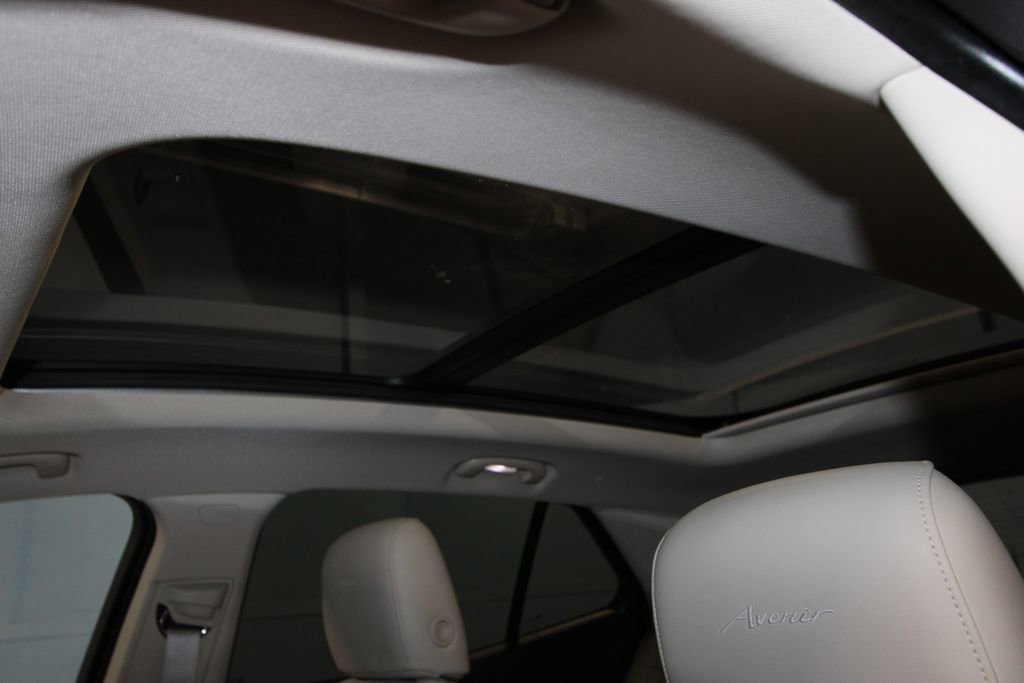 Used 2023 Buick Envision Avenir image 21