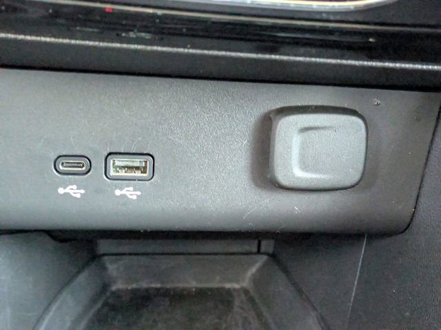 Used 2024 Buick Encore GX Sport Touring image 26