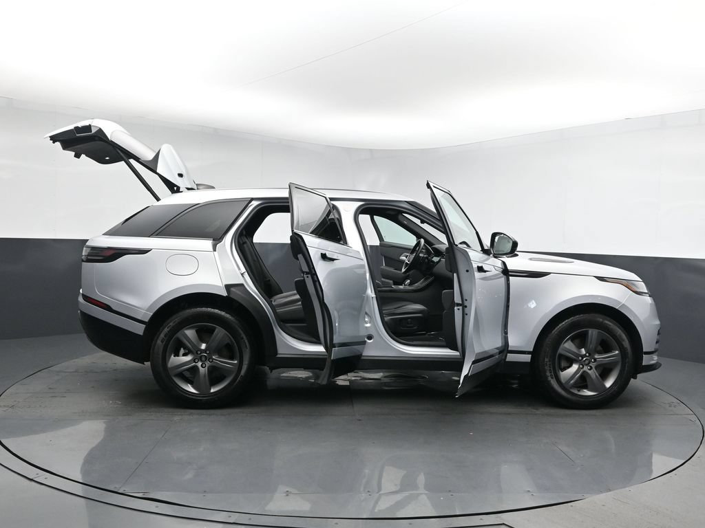 Used 2025 Land Rover Range Rover Velar Dynamic SE AWD/4WD image 26