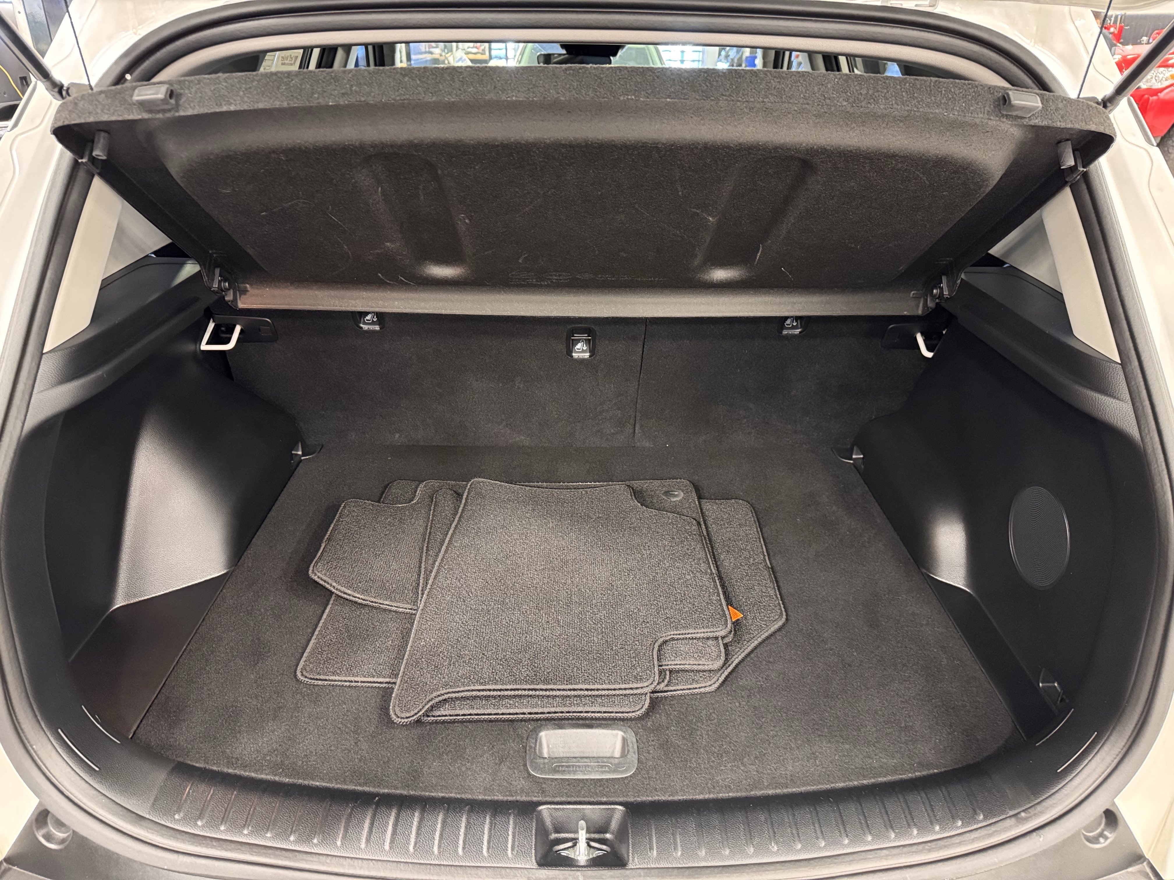 Certified 2023 Kia Seltos SX w/ SX Sunroof Package image 25