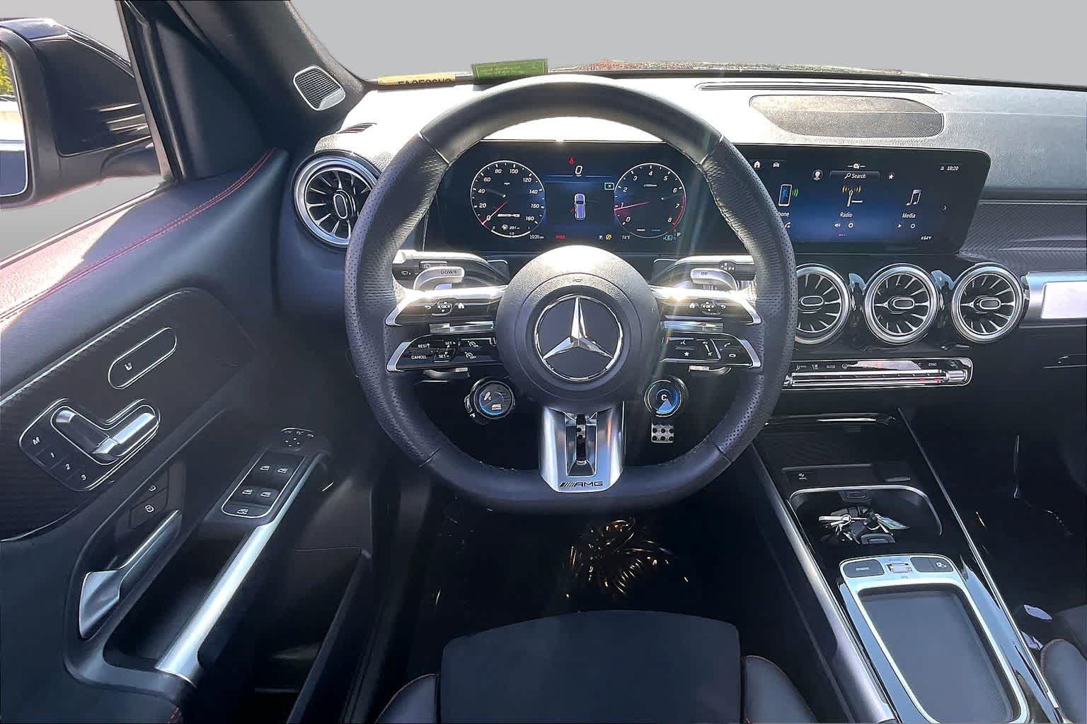 Used 2025 Mercedes-Benz GLB 35 AMG 4MATIC image 6