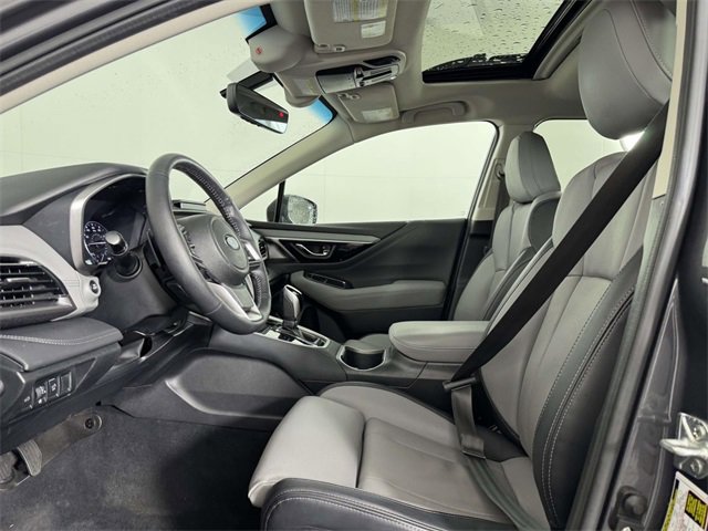 Used 2022 Subaru Outback Limited image 4