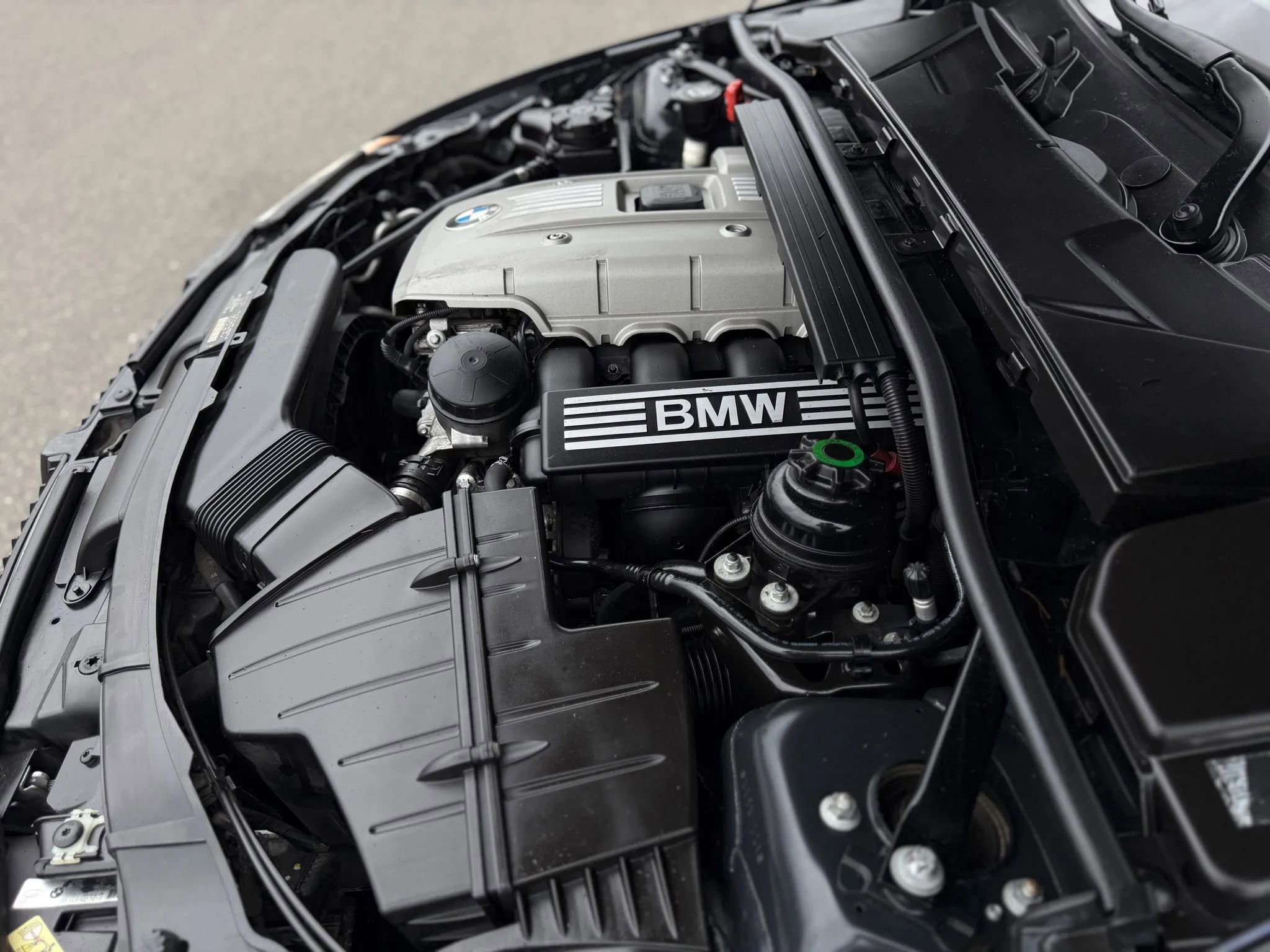 Used 2006 BMW 330xi Sedan image 52