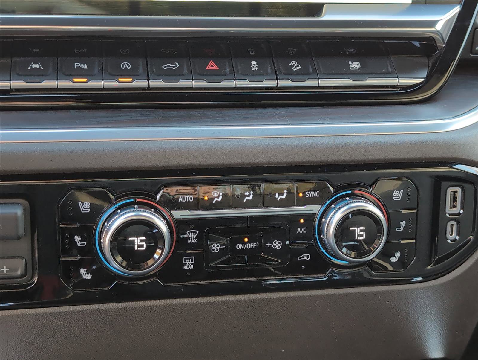 Used 2022 GMC Sierra 1500 SLT w/ SLT Premium Plus Package image 19