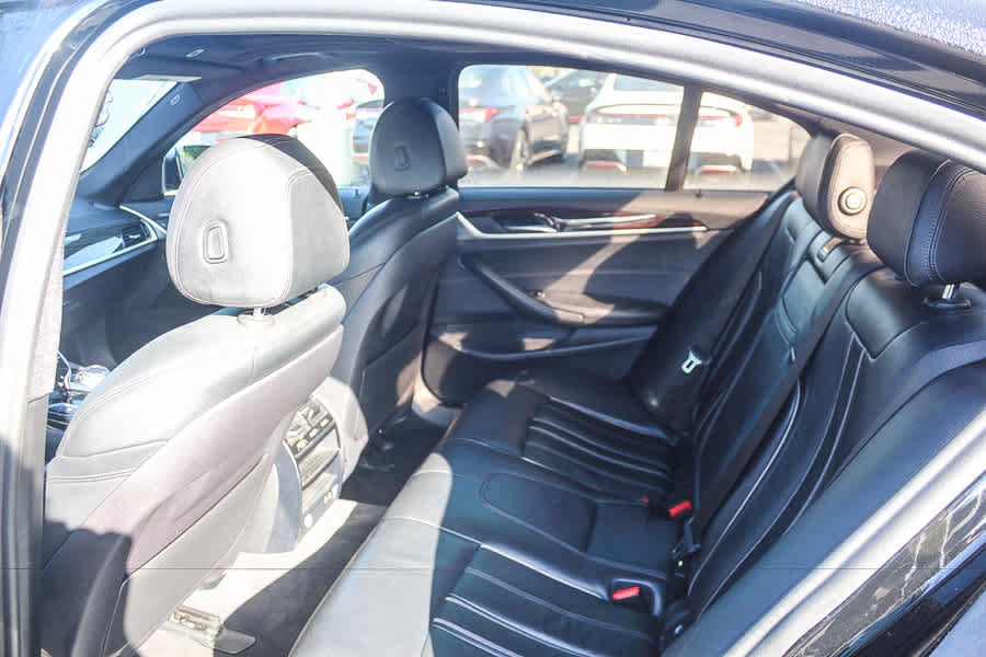 Used 2020 BMW 530i xDrive w/ Convenience Package AWD/4WD image 23