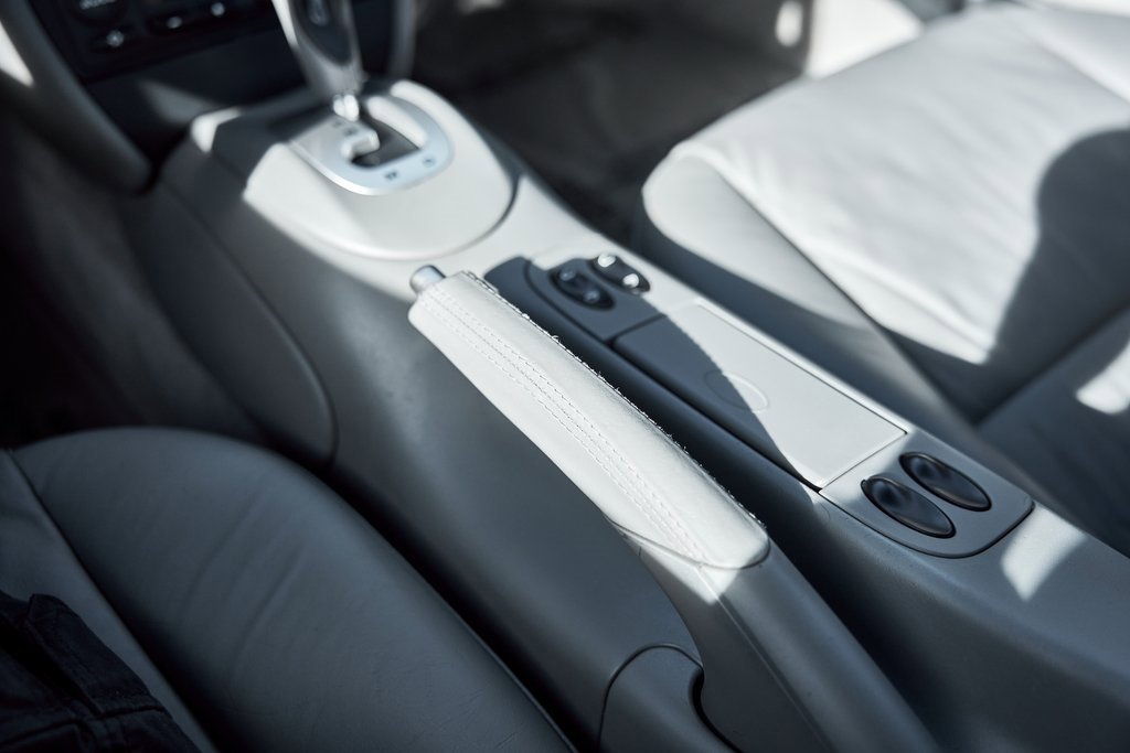 Used 2002 Porsche 911 Carrera image 60