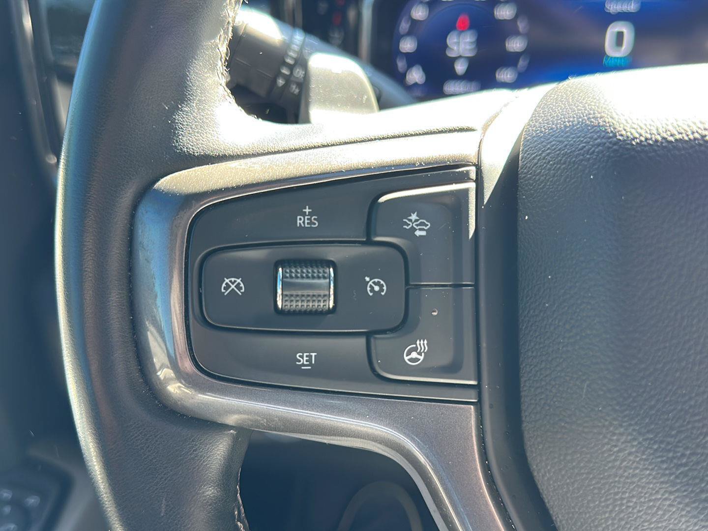 Used 2023 Chevrolet Silverado 1500 ZR2 w/ Technology Package AWD/4WD image 19