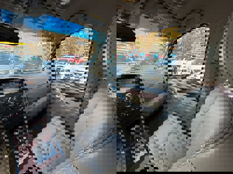 Used 2011 Nissan Pathfinder LE w/ Navigation Pkg image 16