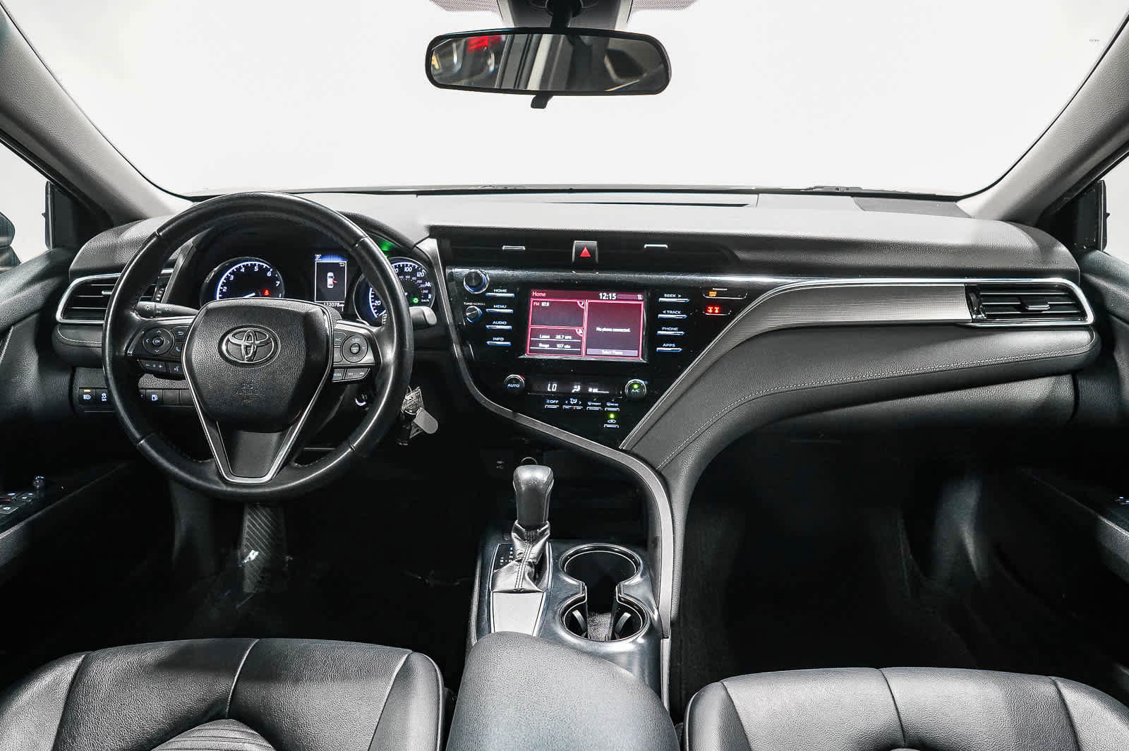 Used 2018 Toyota Camry SE w/ Protection Package (Q2) image 14