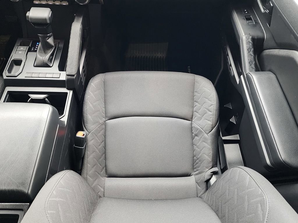 Used 2026 Toyota Tacoma SR image 13