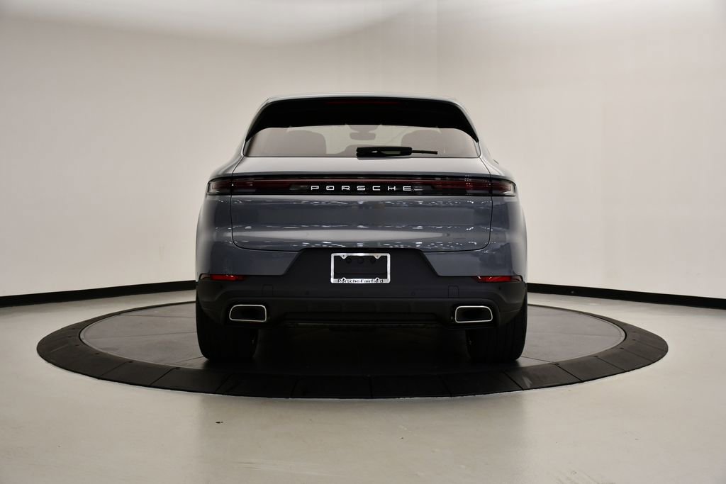Certified 2025 Porsche Cayenne image 6