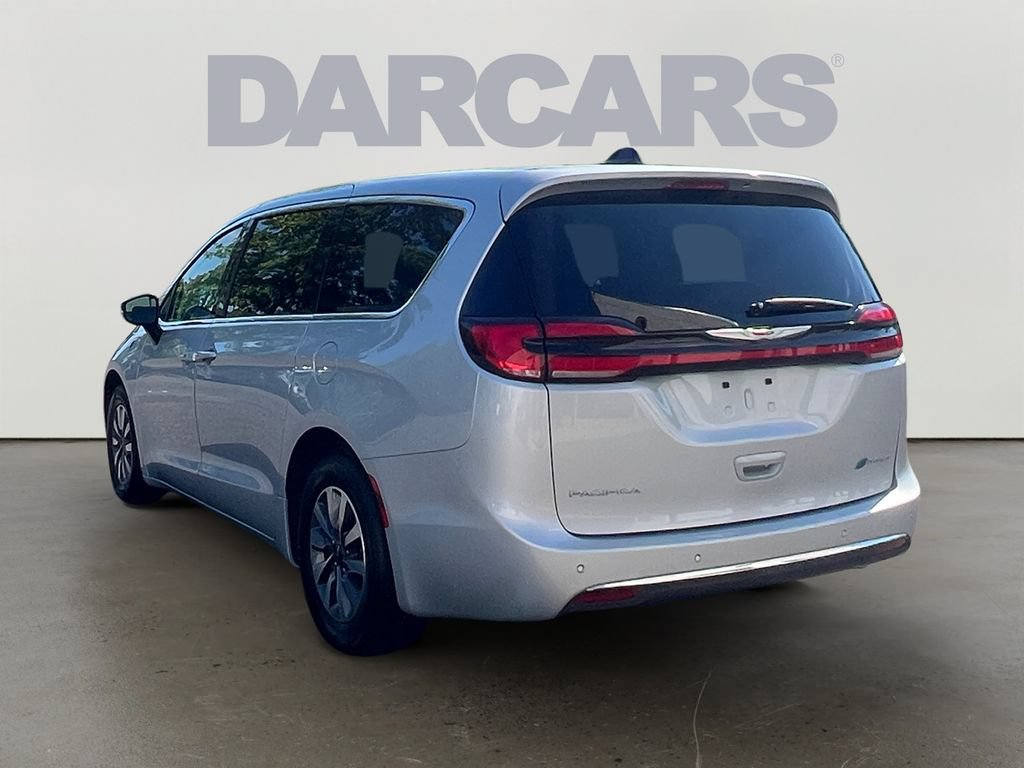 Used 2024 Chrysler Pacifica Limited FWD image 5