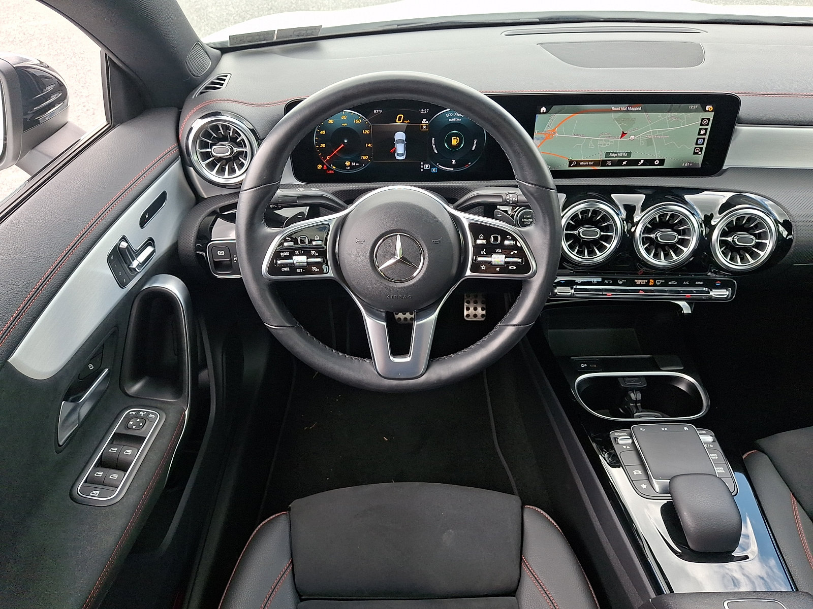Used 2023 Mercedes-Benz CLA 250 4MATIC image 21