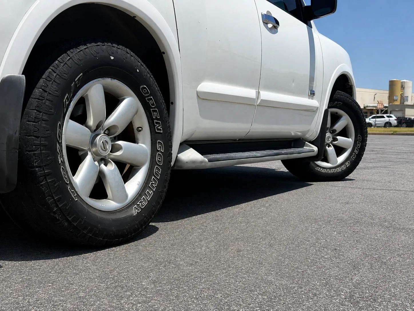 Used 2009 Nissan Armada SE RWD image 9