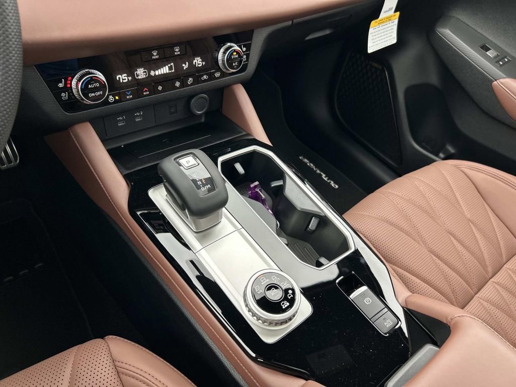 New 2026 Mitsubishi Outlander AWD image 30