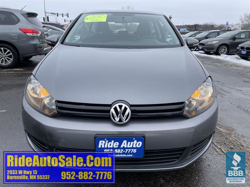 Used 2010 Volkswagen Golf 2-Door image 2