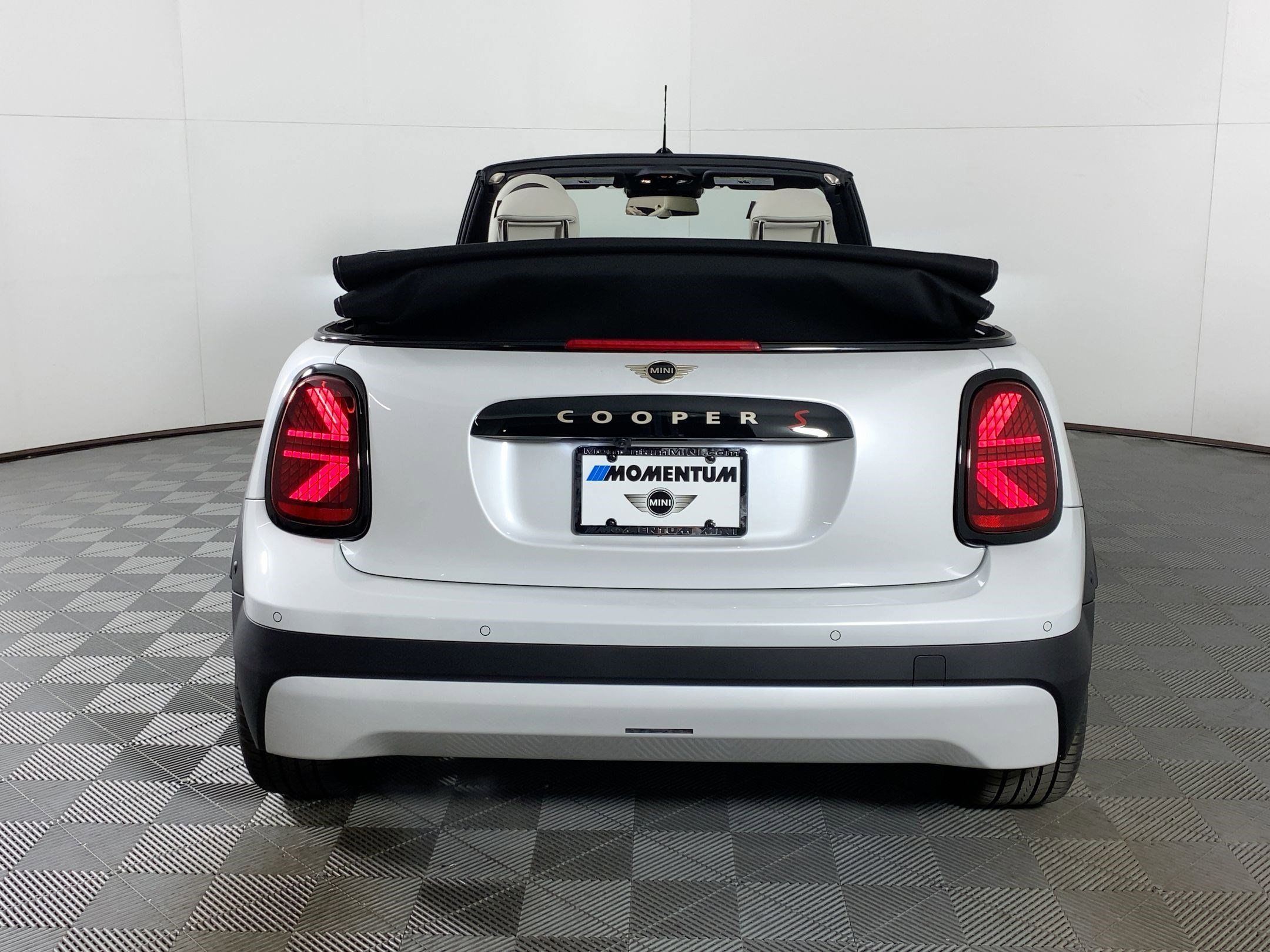 New 2026 MINI Cooper S image 8