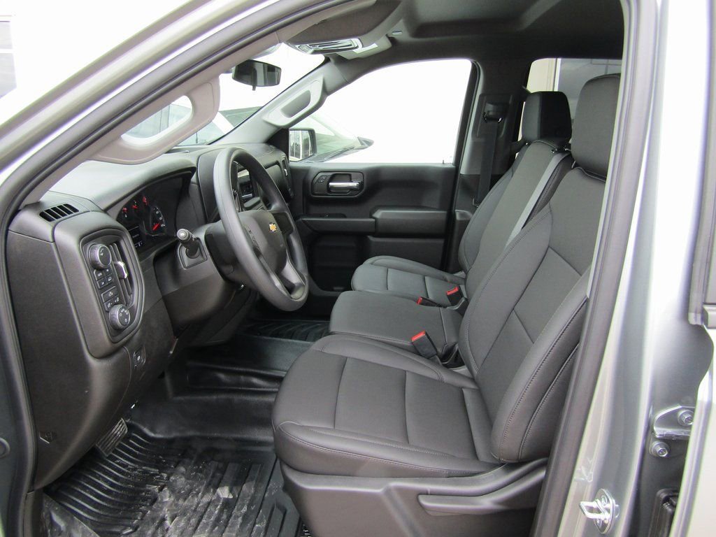 New 2026 Chevrolet Silverado 1500 W/T w/ WT Value Package AWD/4WD image 19