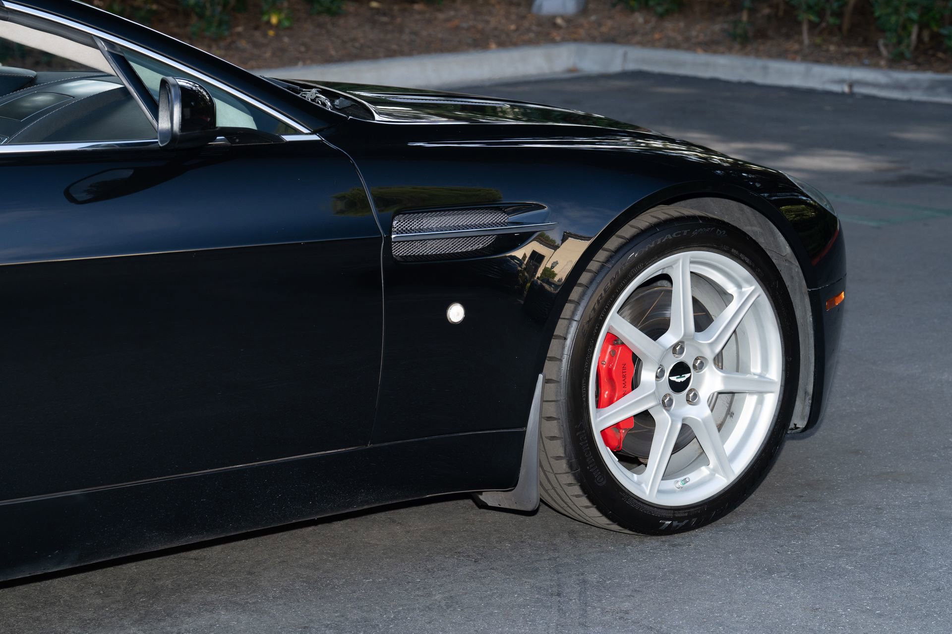 Used 2007 Aston Martin V8 Vantage Roadster image 10