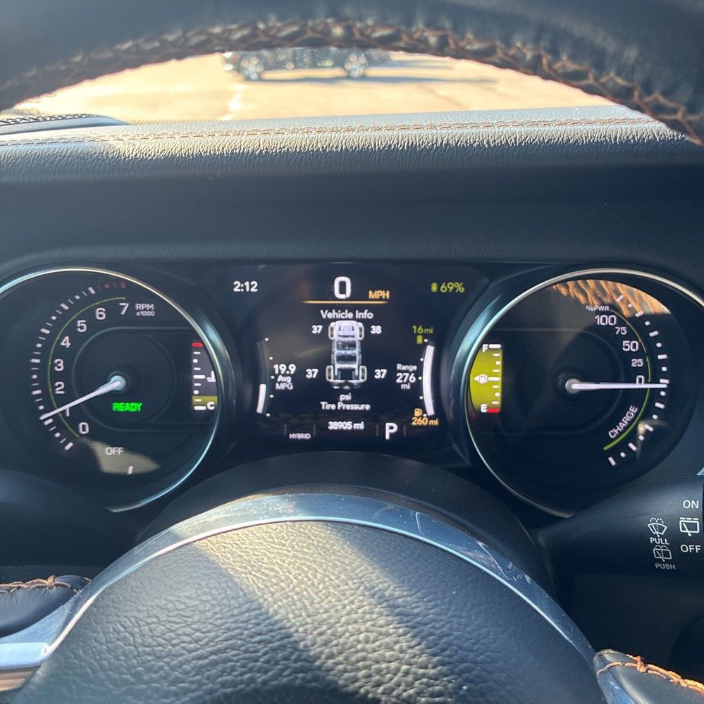 Used 2022 Jeep Wrangler Unlimited Sahara image 19