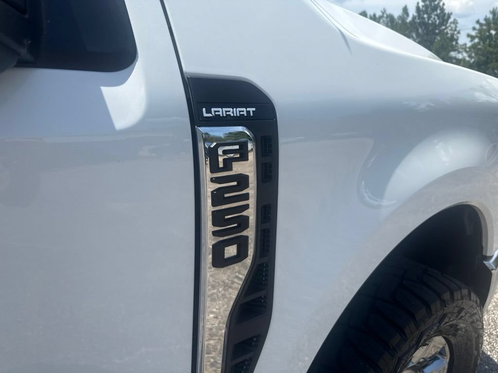 Used 2024 Ford F250 Lariat w/ Lariat Ultimate Package AWD/4WD image 27
