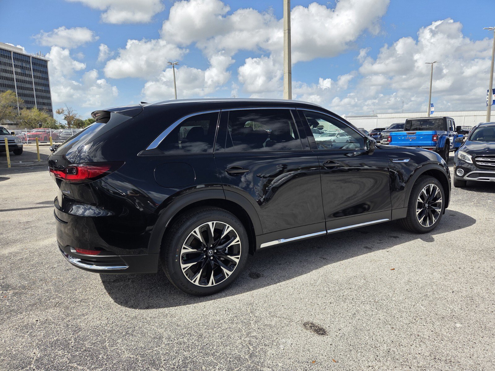 New 2026 MAZDA CX-90 Plug-In Hybrid w/ Premium Plus AWD/4WD image 14