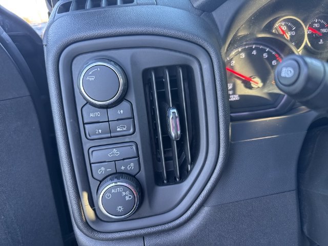 Certified 2024 Chevrolet Silverado 1500 Custom AWD/4WD image 10