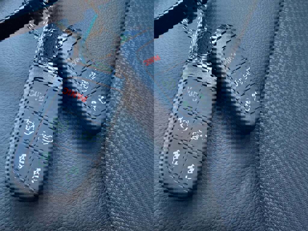 New 2026 Jeep Compass Trailhawk image 32