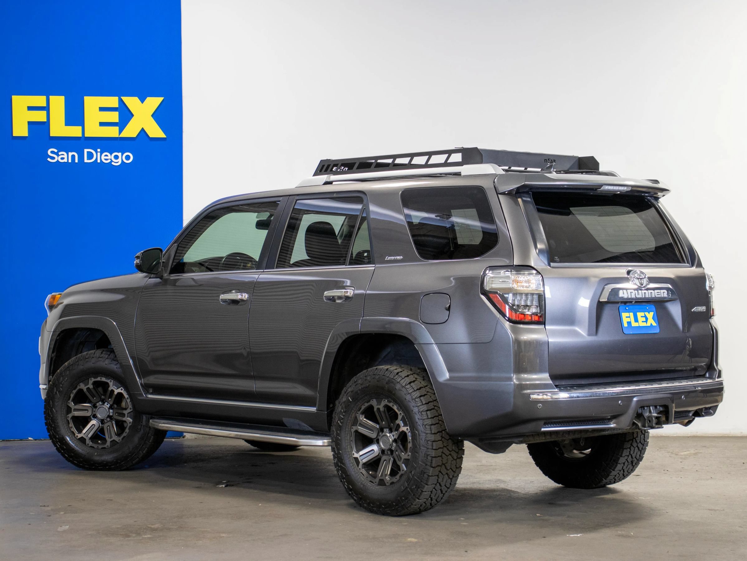 Used 2014 Toyota 4Runner Limited AWD/4WD image 3