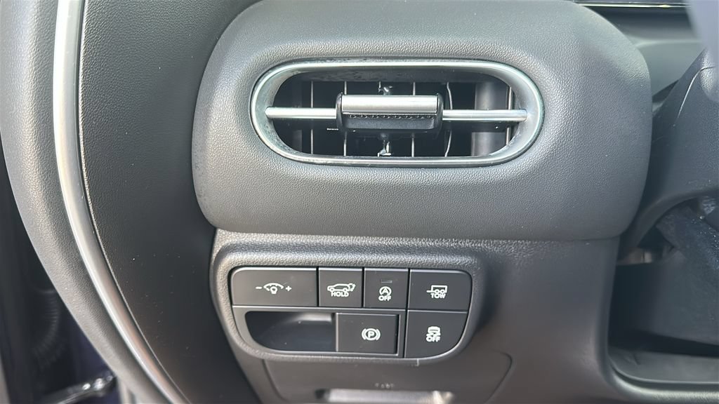 Used 2026 Hyundai Palisade SEL FWD image 21