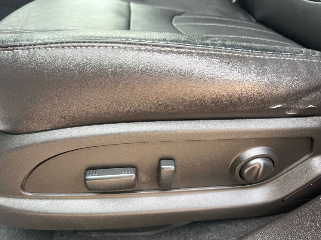 Used 2017 Buick Enclave Leather image 17