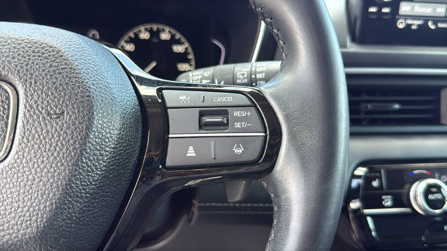 Used 2023 Honda Pilot Touring image 22