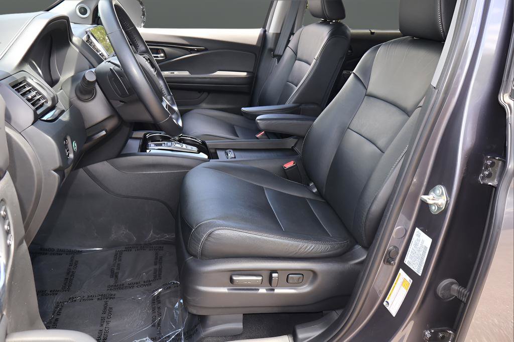 Used 2021 Honda Pilot Touring image 14