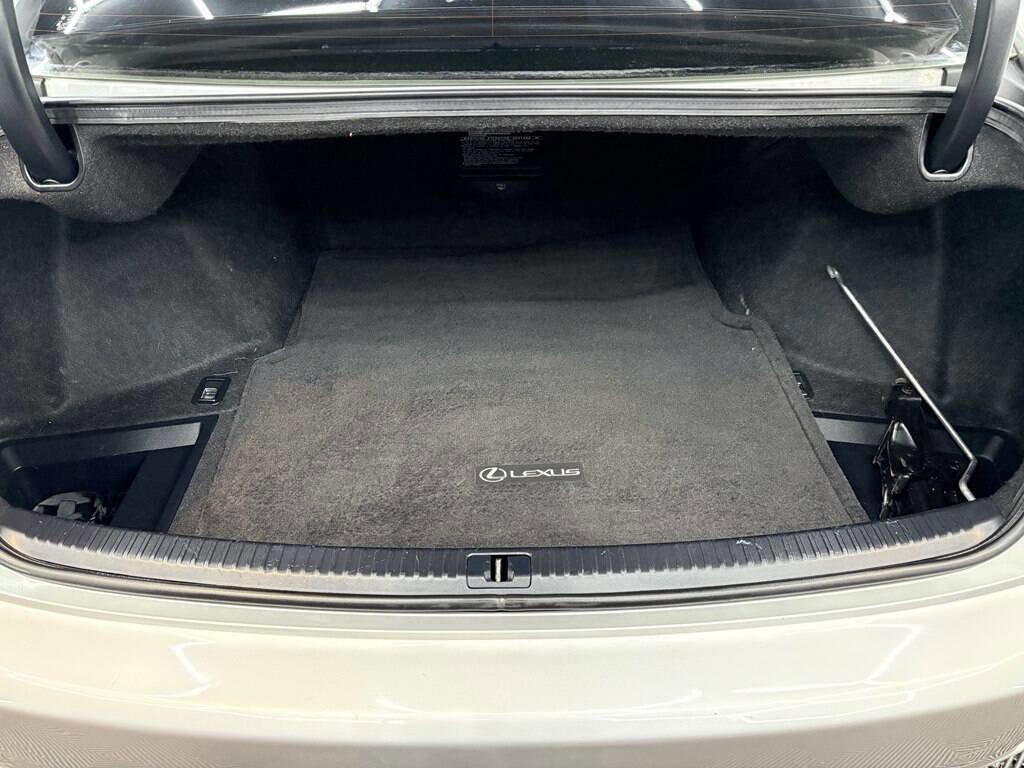 Used 2011 Lexus IS 250 AWD image 26
