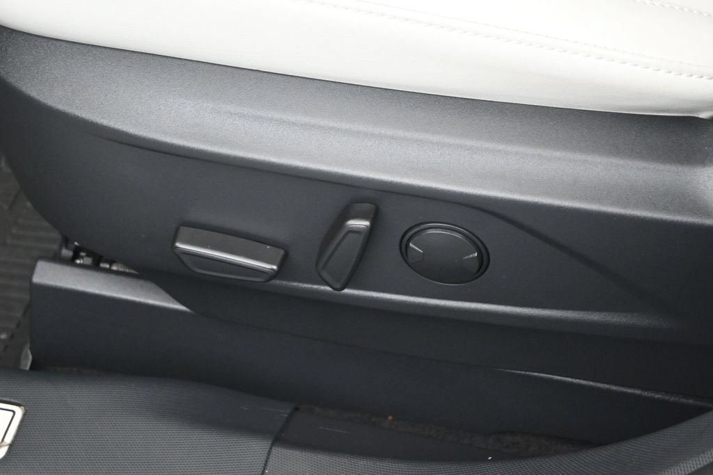 Used 2023 Ford Mustang Mach-E Premium RWD image 10