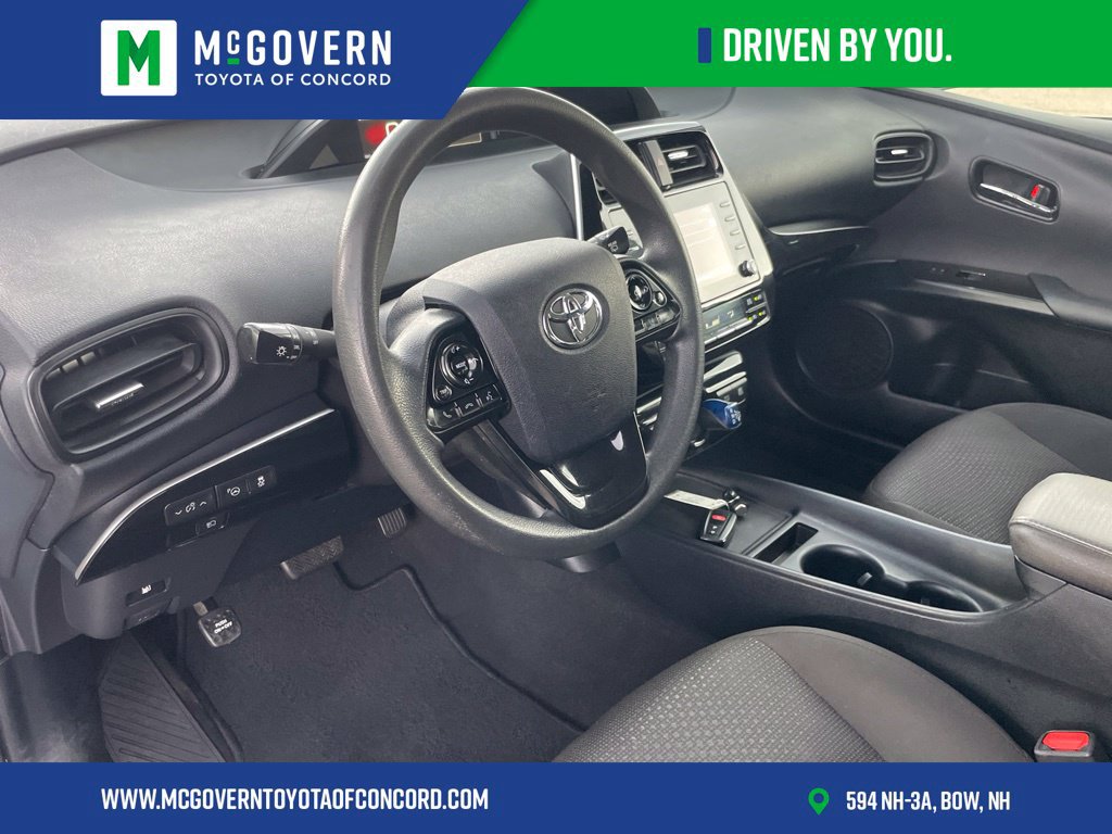 Used 2021 Toyota Prius LE w/ Carpet Mat Package (TMS) AWD/4WD image 12