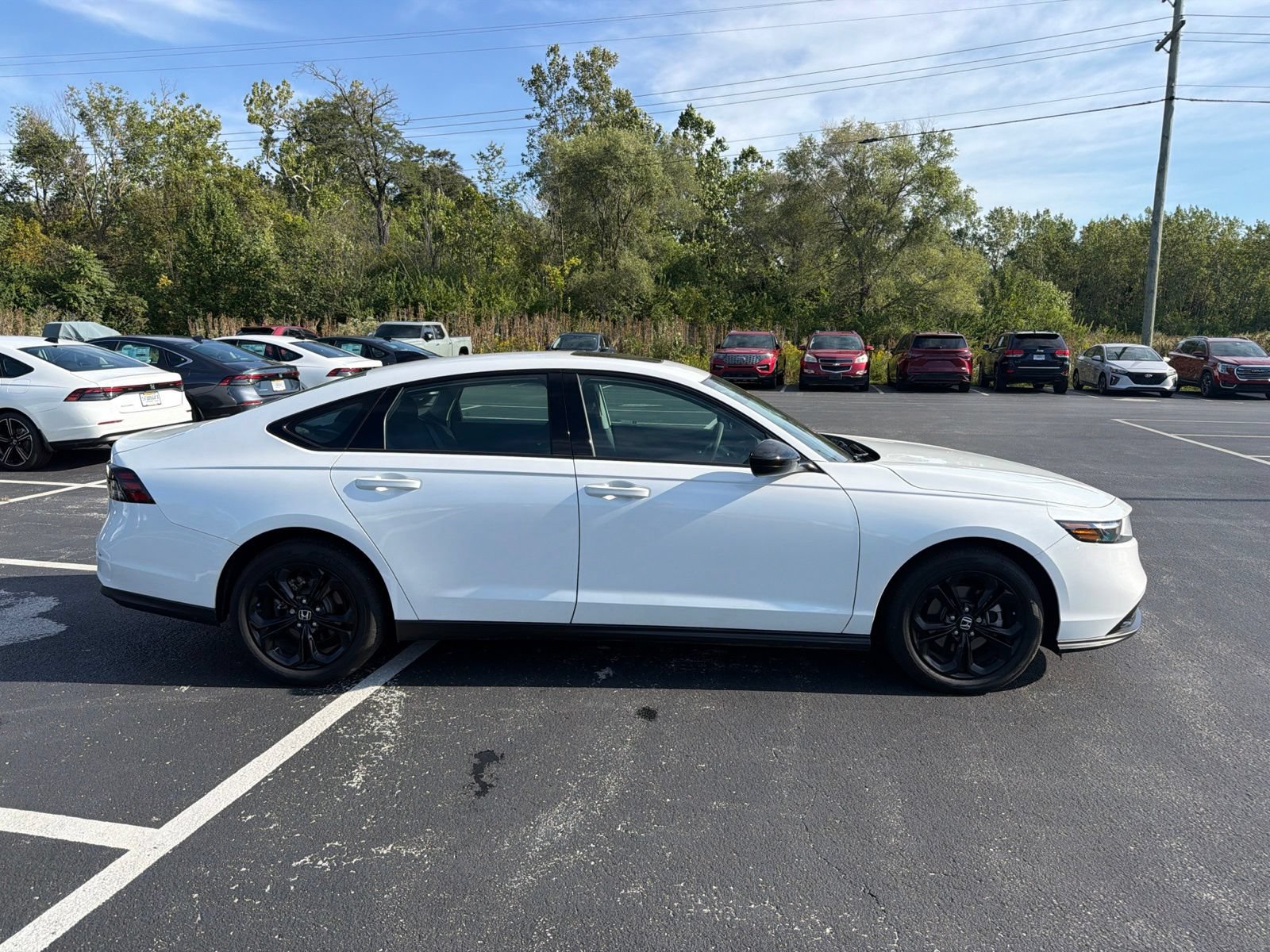 Used 2025 Honda Accord SE image 7