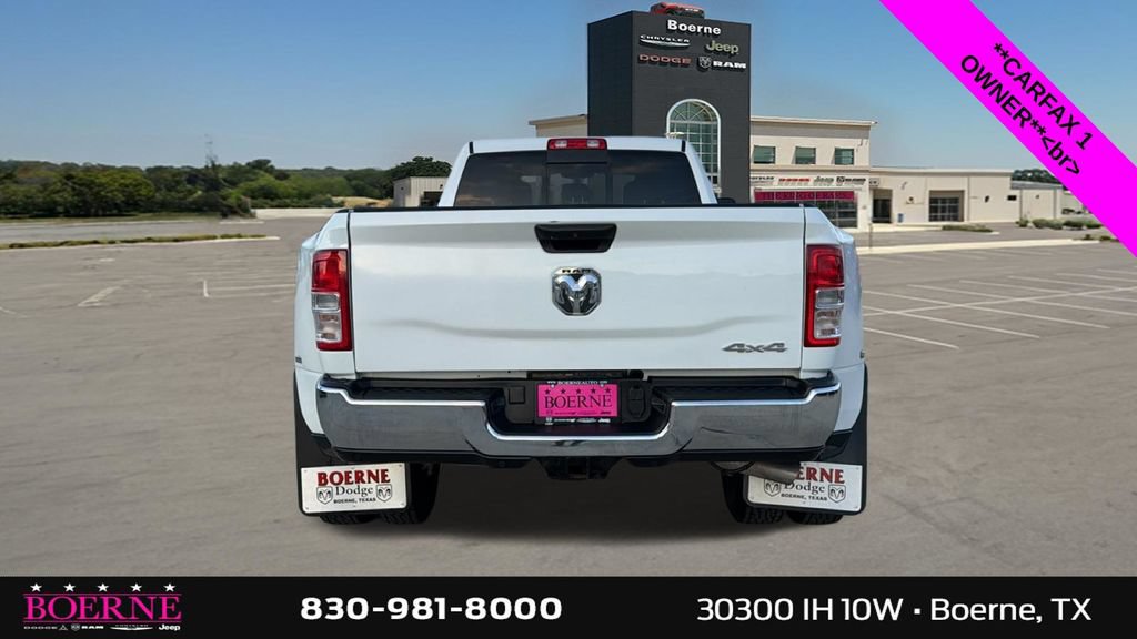 Used 2024 RAM 3500 Tradesman w/ Chrome Appearance Group AWD/4WD image 4