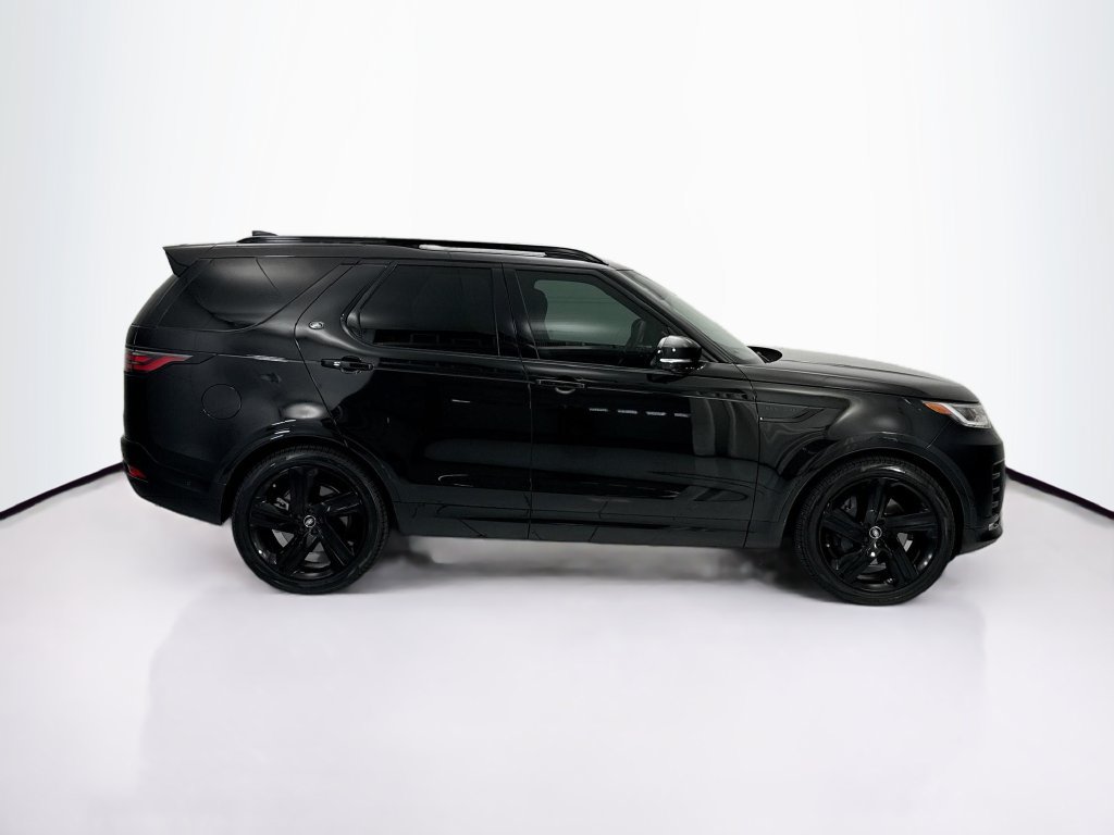 Certified 2026 Land Rover Discovery Limited Edition AWD/4WD image 4