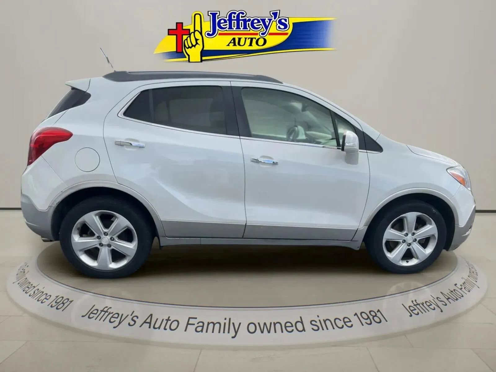 Used 2015 Buick Encore Convenience FWD image 5