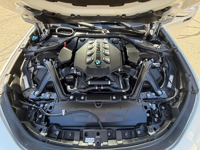 Certified 2024 BMW 760i xDrive w/ Executive Package image 26