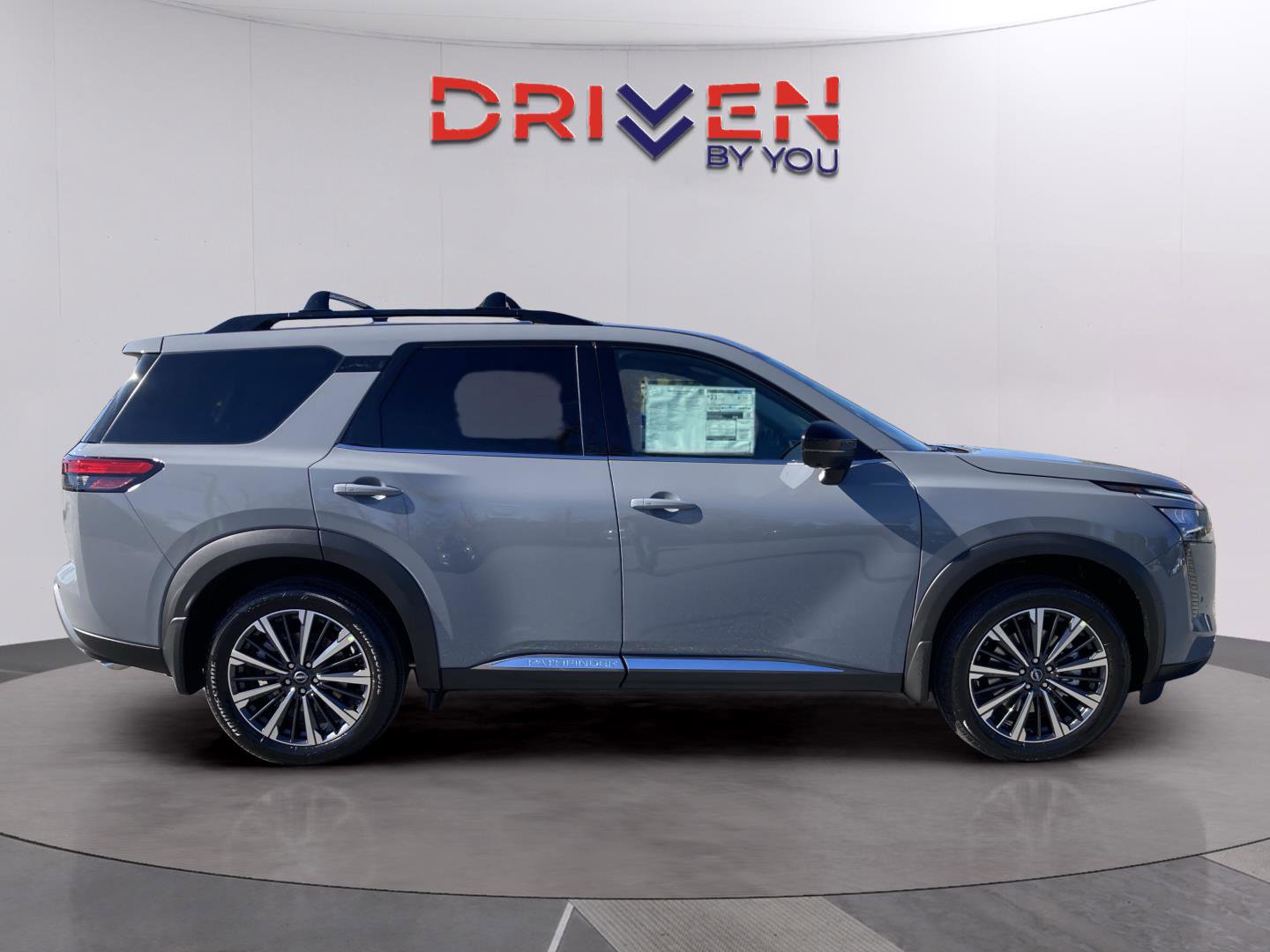 New 2026 Nissan Pathfinder Platinum image 6