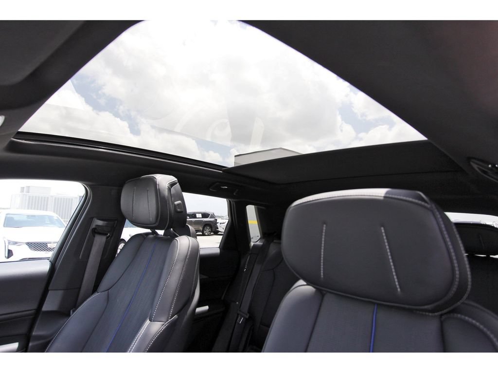 Certified 2024 Cadillac Lyriq Sport RWD image 27