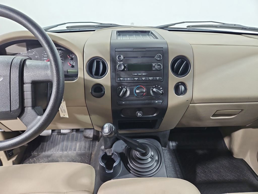 Used 2006 Ford F150 STX image 17