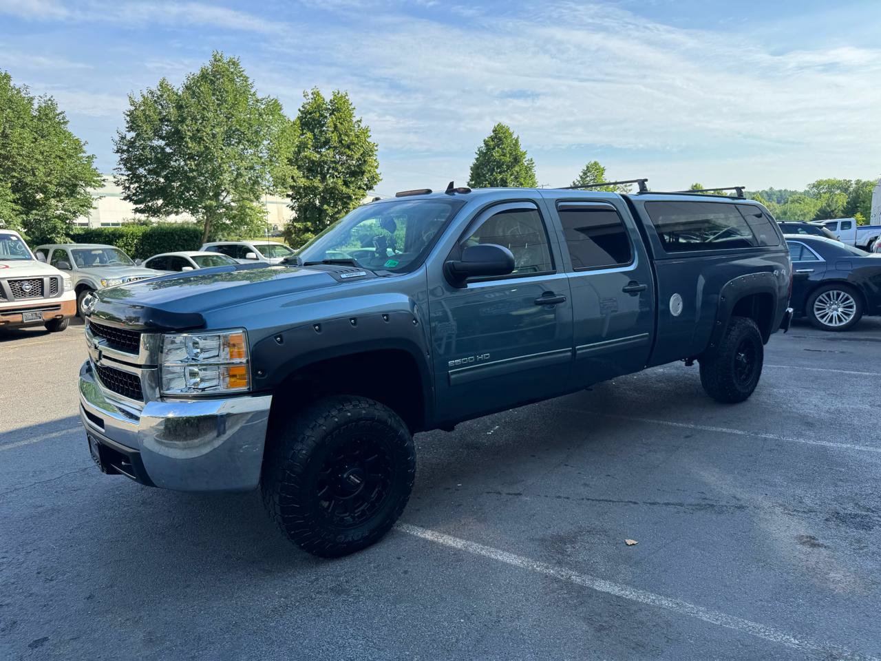 Used 2010 Chevrolet Silverado 2500 LT AWD/4WD image 24