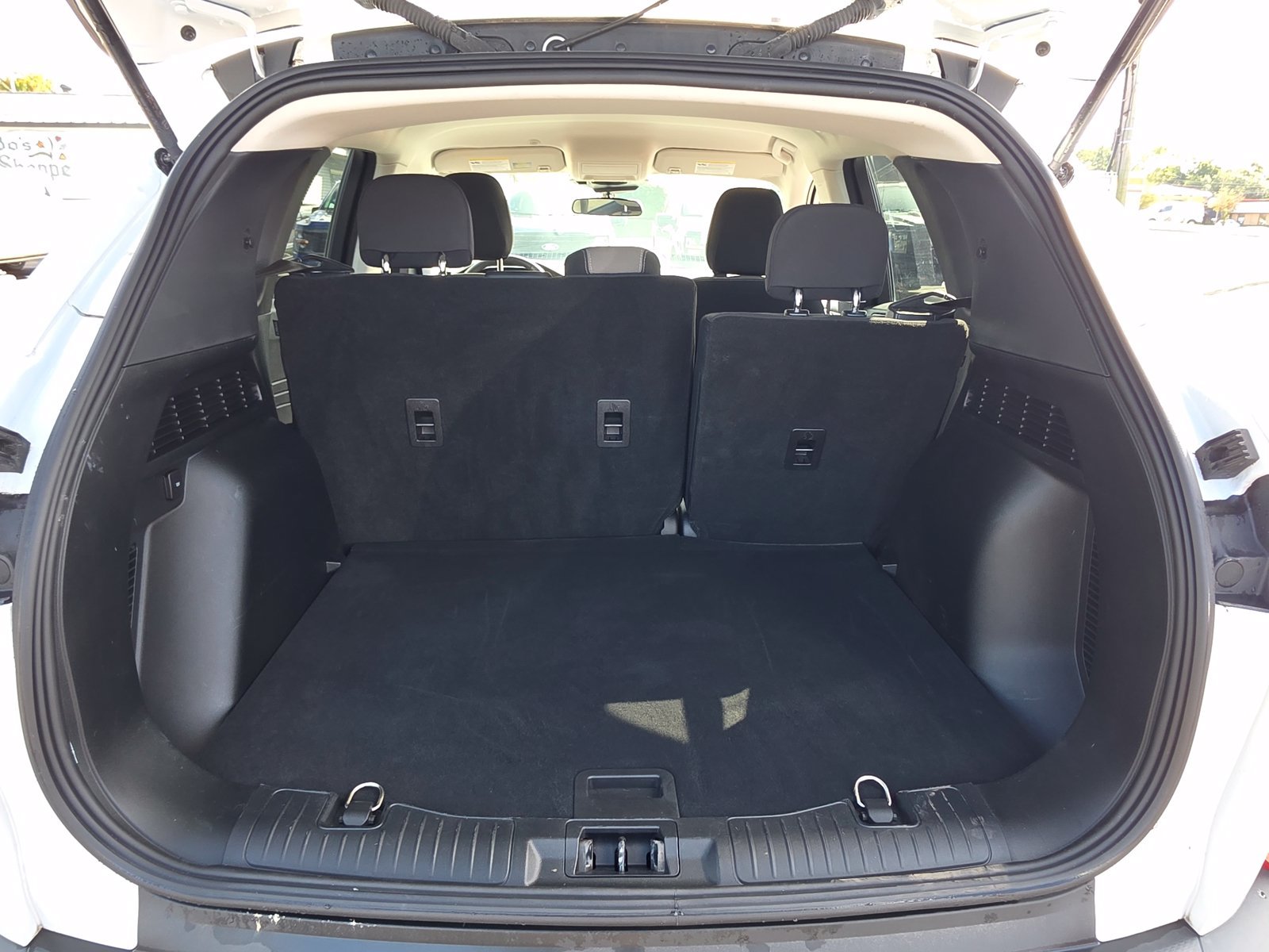 Used 2022 Ford Escape SE w/ SE Sport Appearance Package AWD/4WD image 28