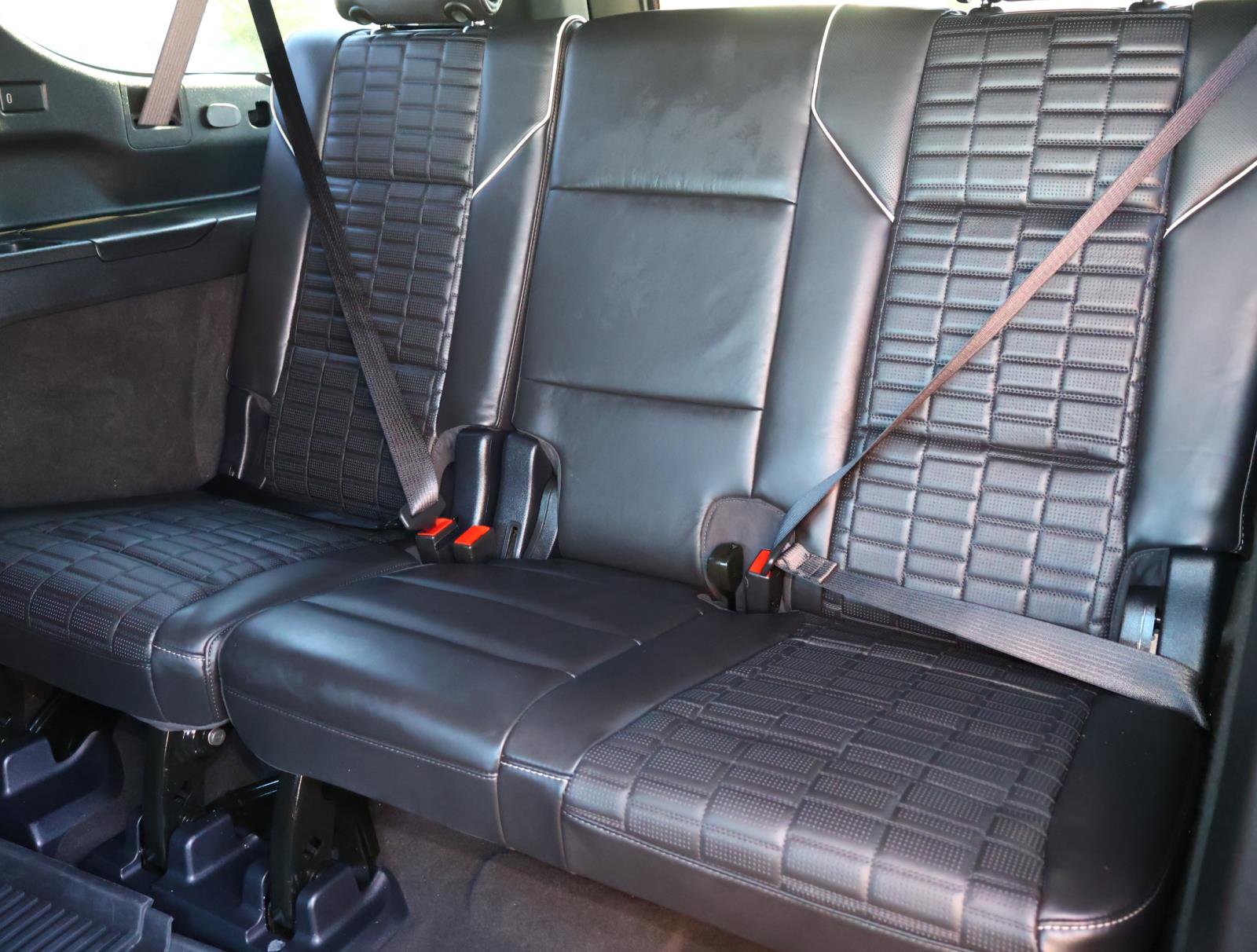 Used 2025 Cadillac Escalade ESV Sport Platinum w/ LPO, Floor Liner Package image 29